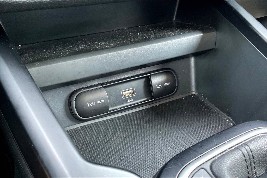 Used 2022 Kia Soul LX w/ Technology Package image 29