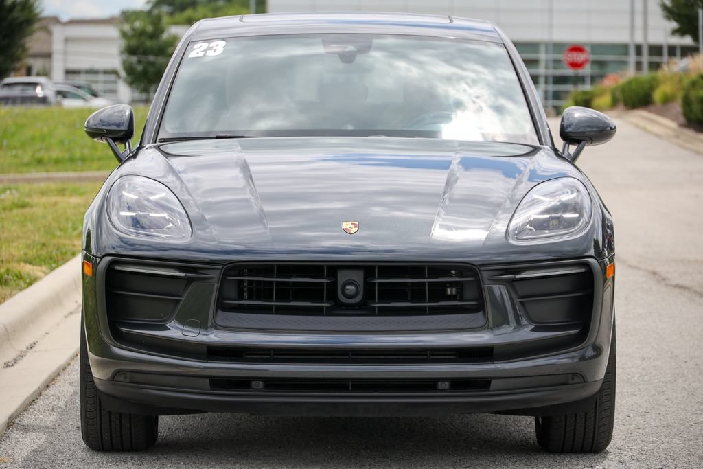 Certified 2023 Porsche Macan Turbo AWD/4WD image 21