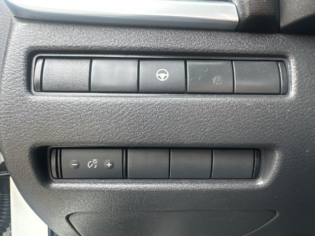 Used 2022 Nissan Rogue SV AWD/4WD image 31