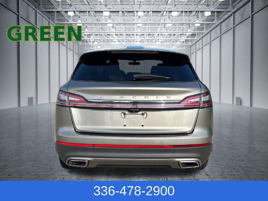 Used 2023 Lincoln Nautilus Reserve AWD/4WD image 4