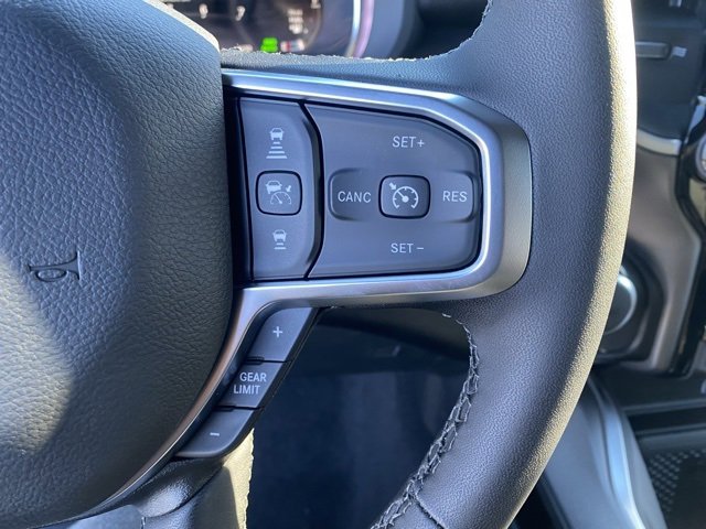 New 2026 RAM 1500 4x4 Crew Cab image 18