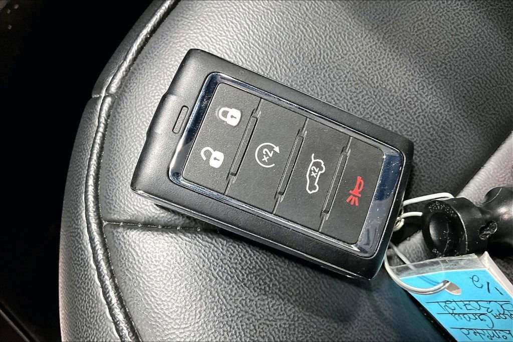 Used 2025 Jeep Grand Cherokee Limited image 13