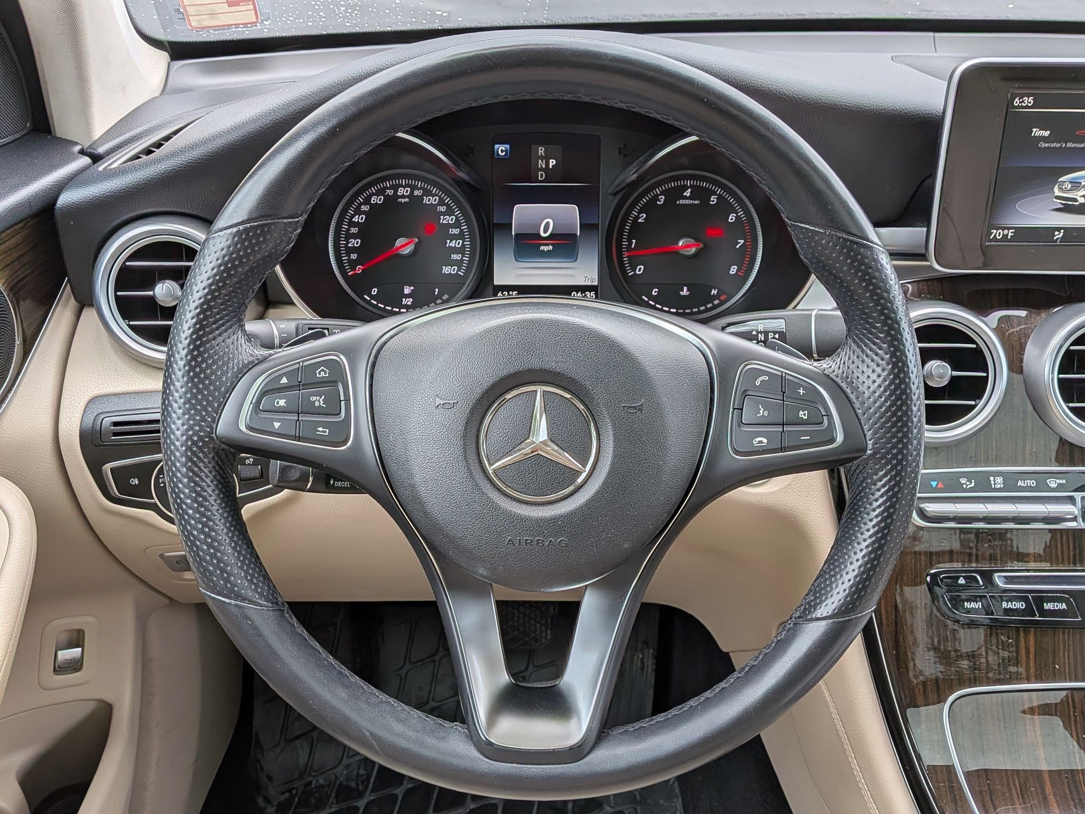 Certified 2019 Mercedes-Benz GLC 300 4MATIC w/ Premium Package image 13