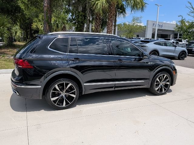 Used 2022 Volkswagen Tiguan SEL R-Line AWD/4WD image 5