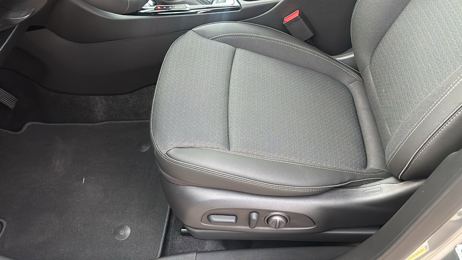 New 2026 Buick Encore GX Preferred w/ Comfort Package image 24