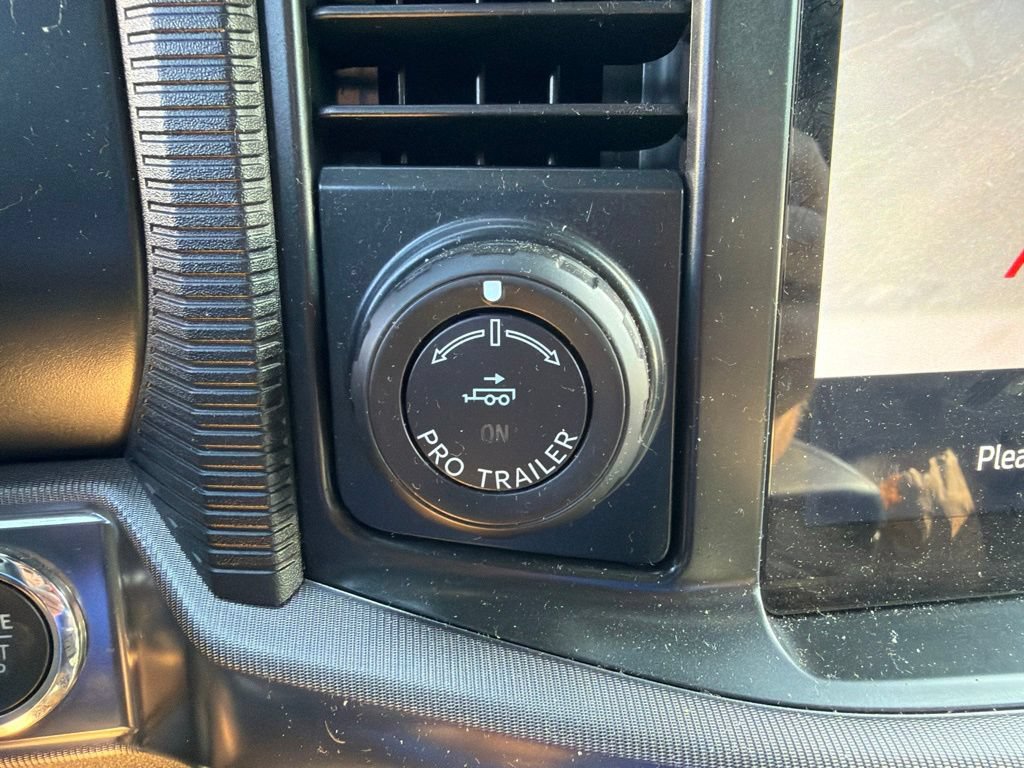 Used 2025 Ford F150 Platinum w/ Equipment Group 702A High AWD/4WD image 31