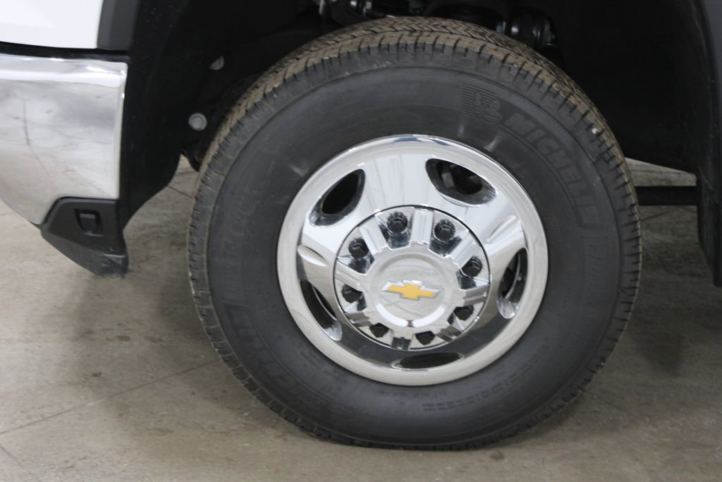 Used 2024 Chevrolet Silverado 3500 LT w/ Convenience Package image 53
