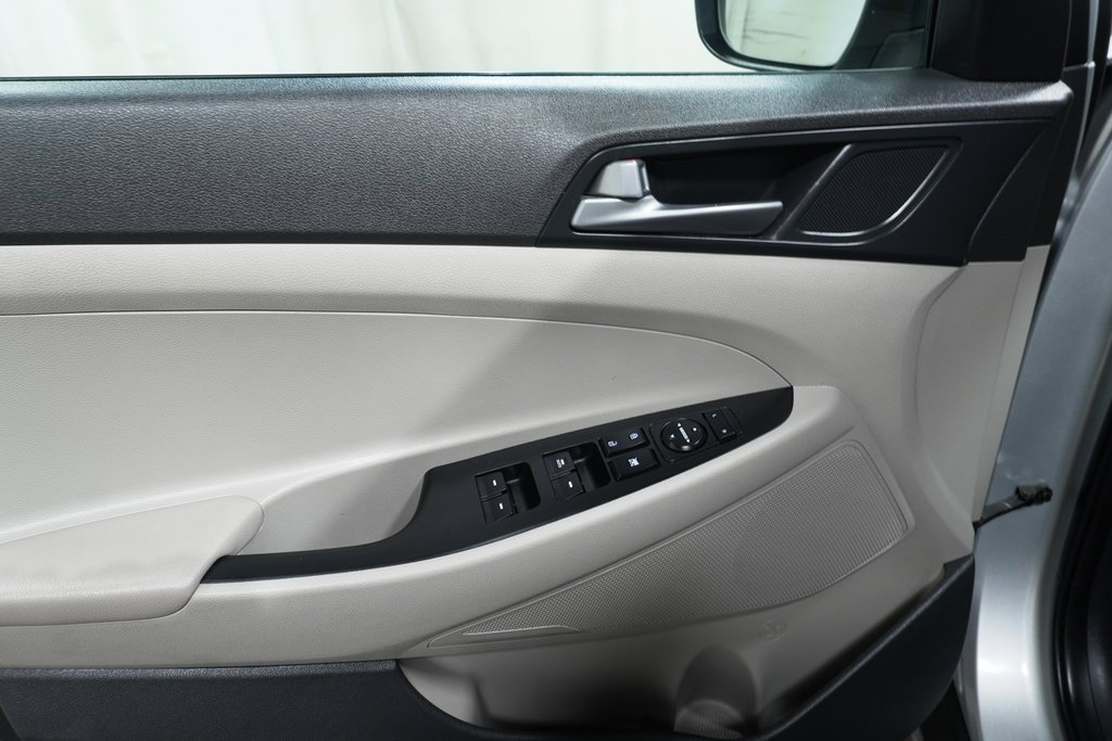 Used 2016 Hyundai Tucson Sport image 21