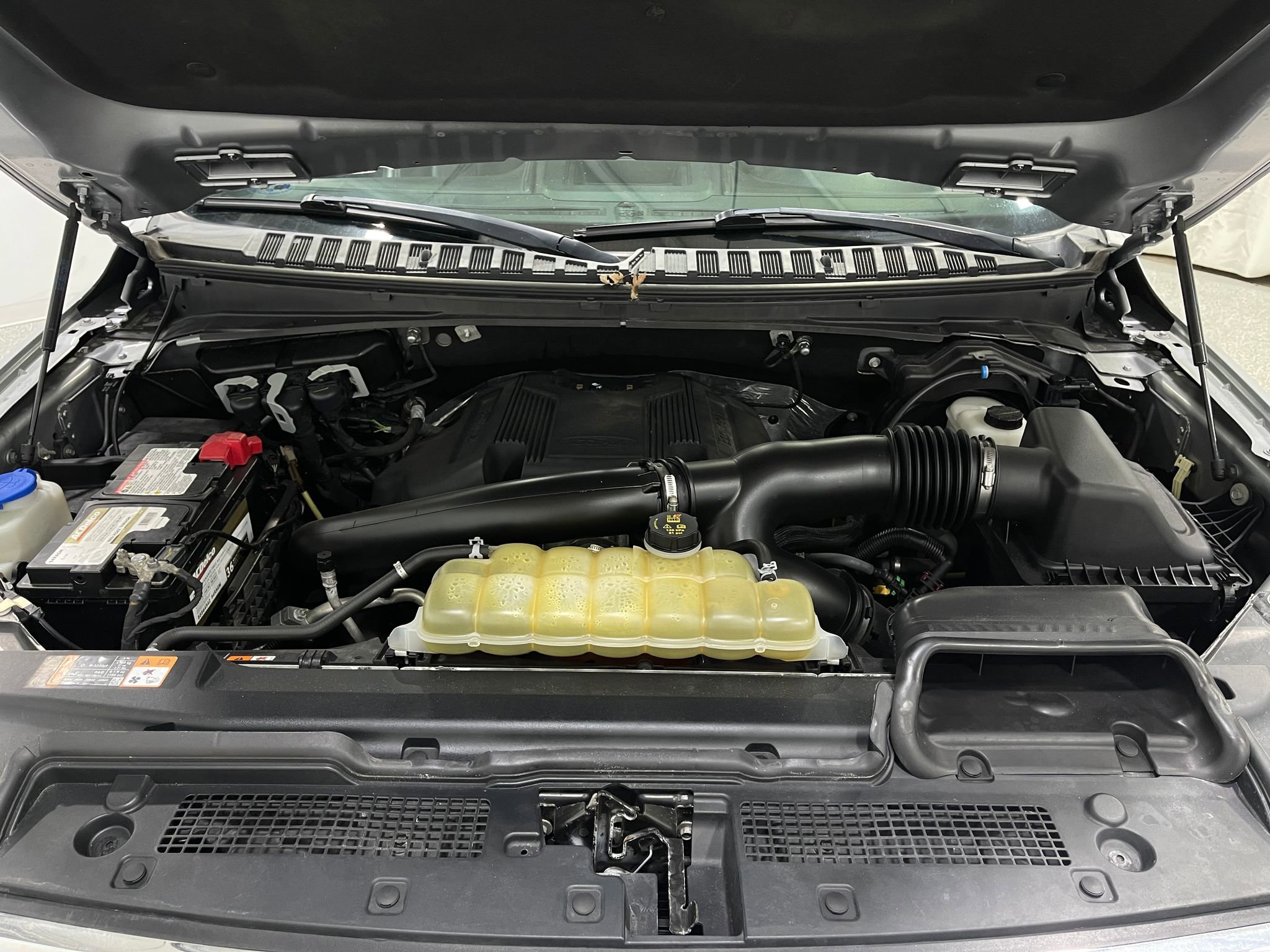 Used 2020 Ford Expedition XLT w/ Equipment Group 202A image 28