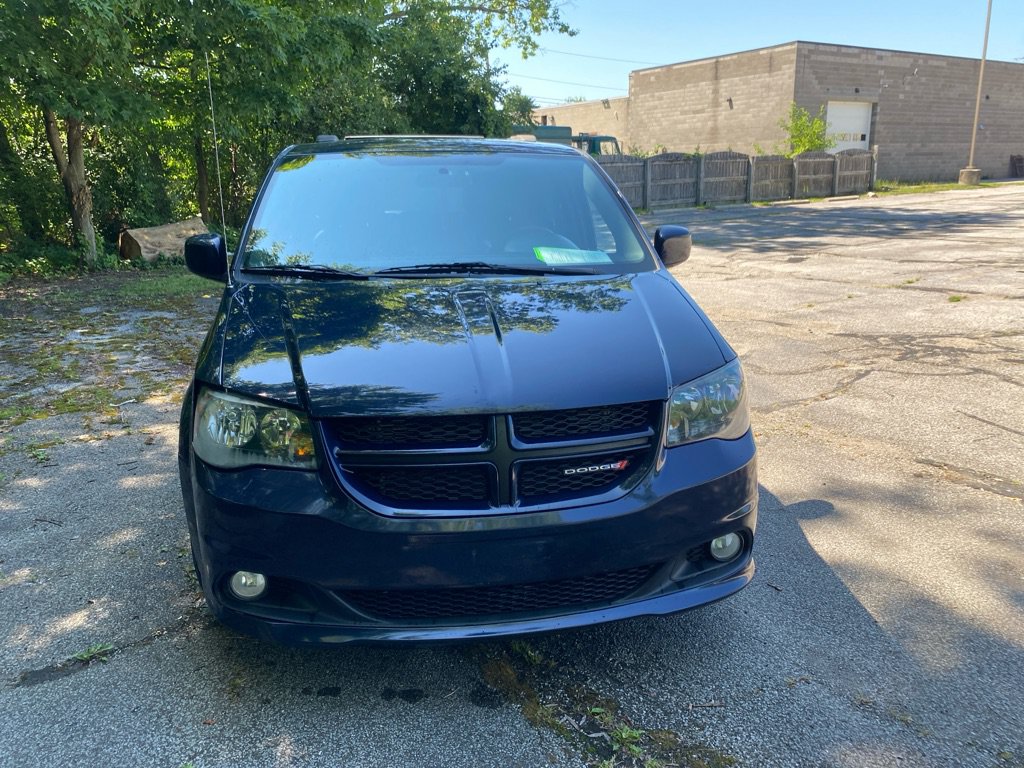 Used 2016 Dodge Grand Caravan R/T FWD image 8