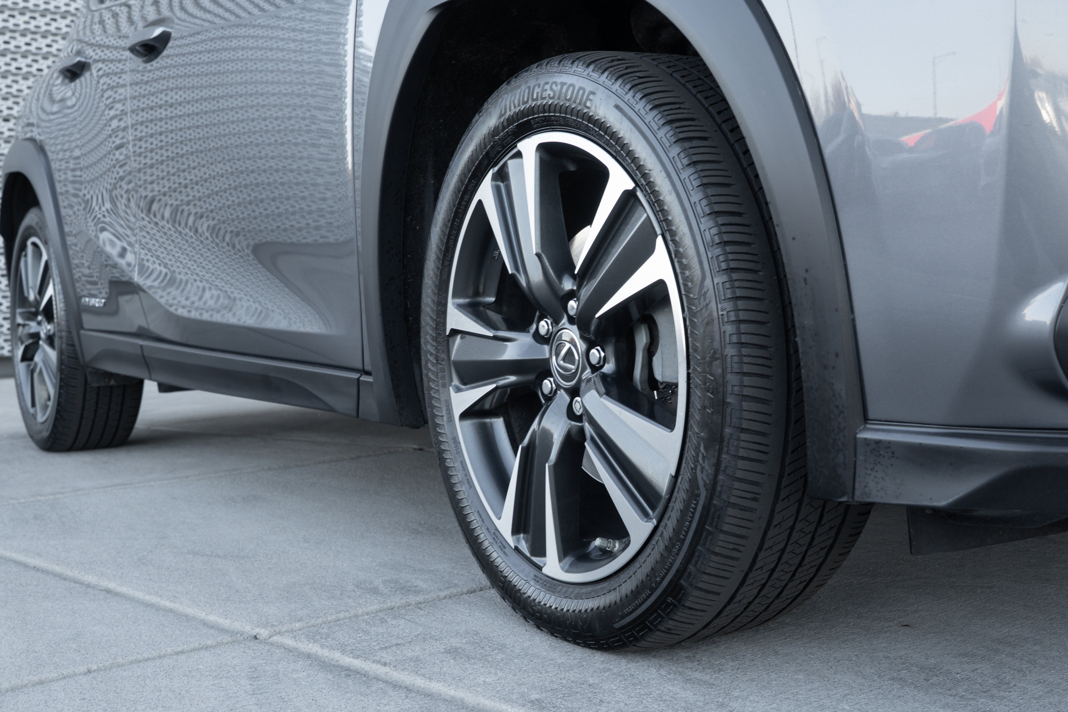 Used 2020 Lexus UX 250h w/ Premium Package image 28