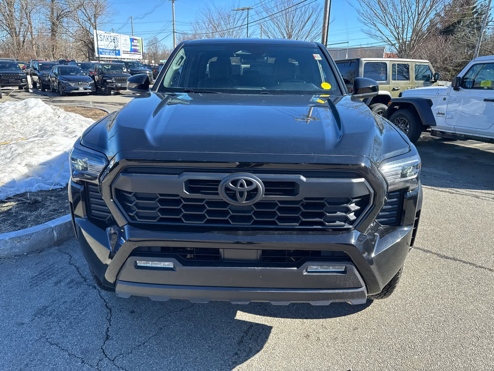 Used 2024 Toyota Tacoma TRD Off-Road image 9