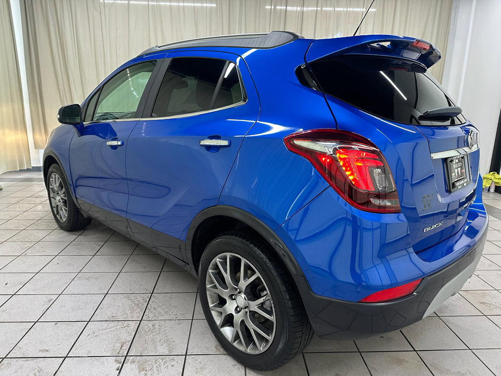 Used 2018 Buick Encore Sport Touring image 18