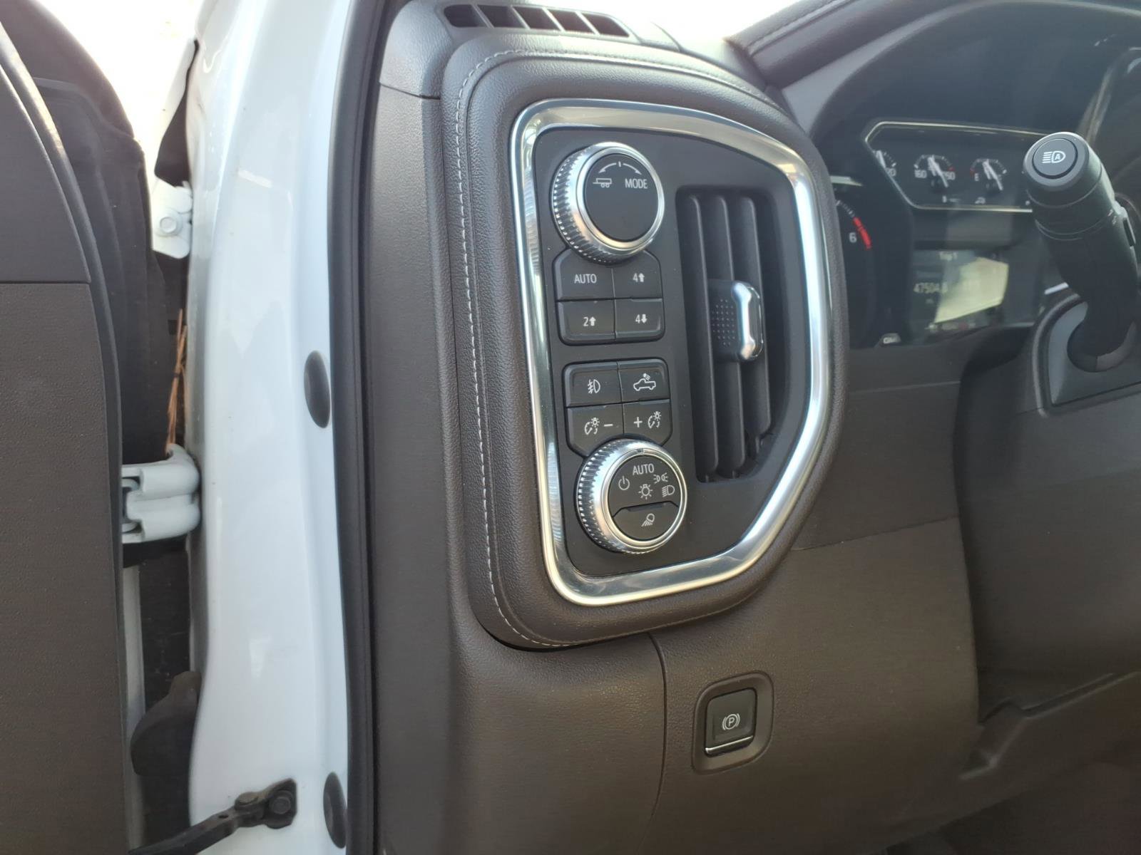 Used 2021 GMC Sierra 1500 SLT w/ SLT Premium Plus Package image 10