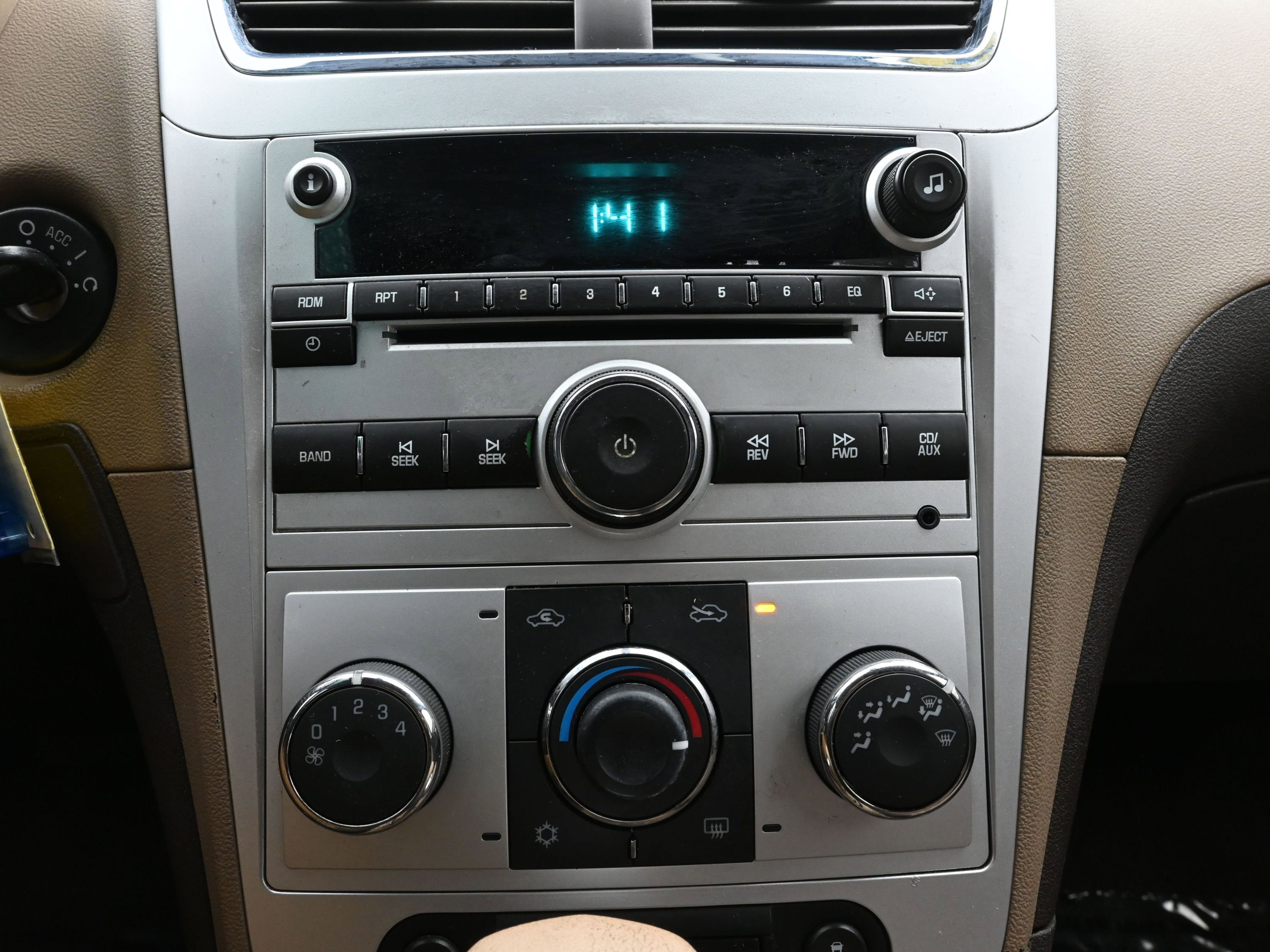 Used 2012 Chevrolet Malibu LS image 15