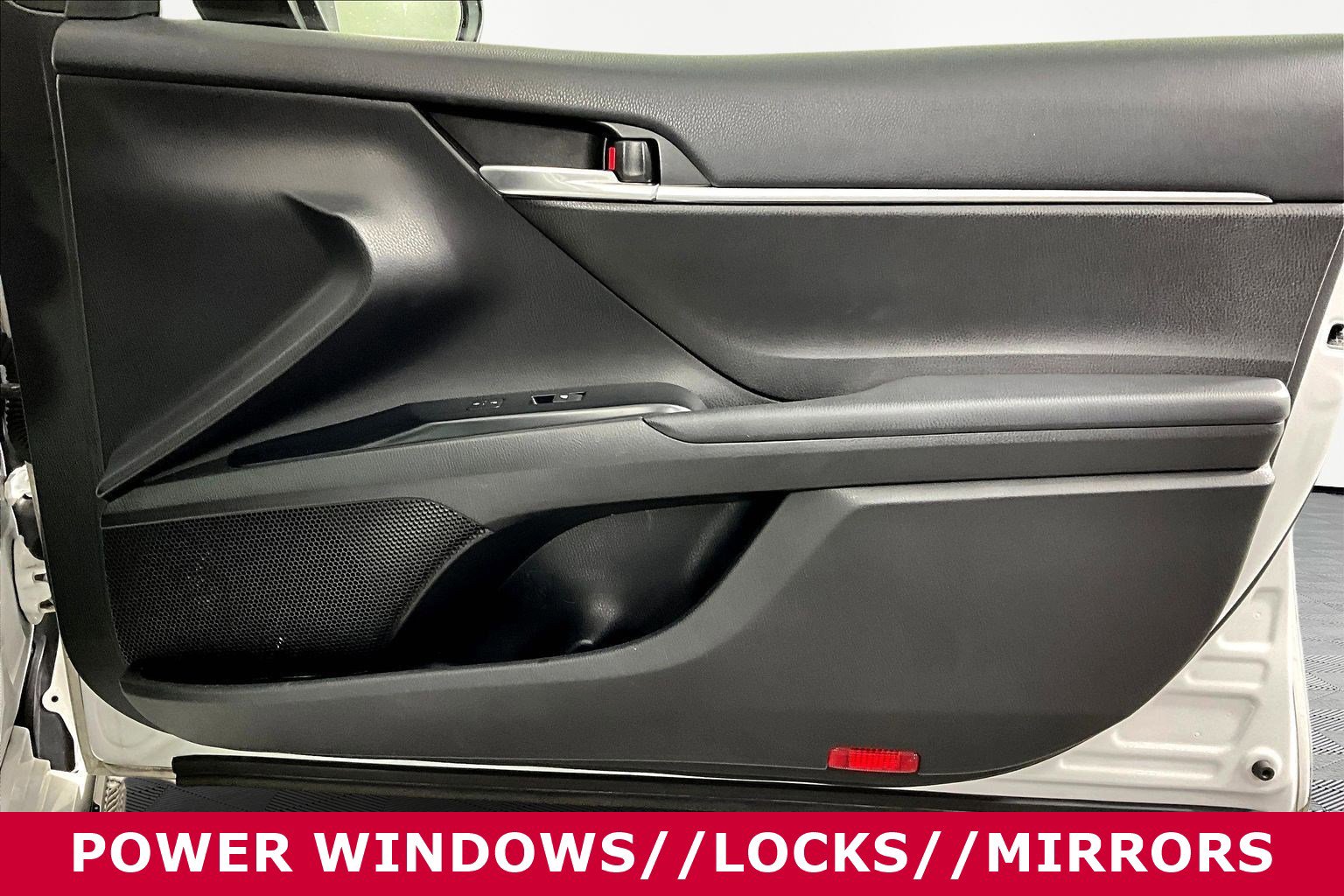 Used 2020 Toyota Camry TRD FWD image 26