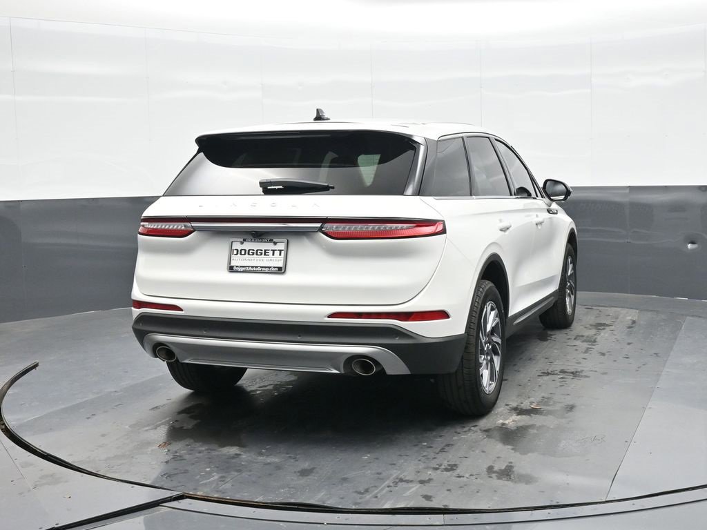 Used 2024 Lincoln Corsair FWD w/ Equipment Group 101A image 7