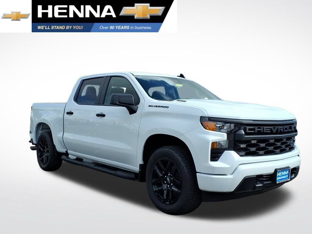 New 2026 Chevrolet Silverado 1500 Custom w/ Turbomax Blackout Package