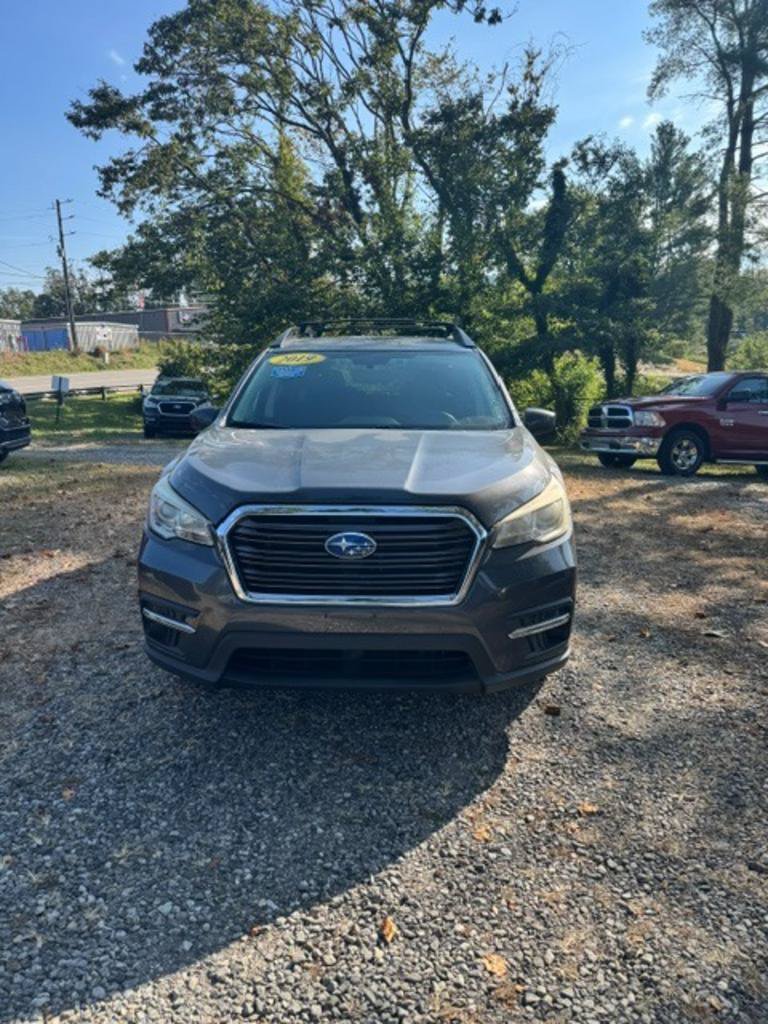 Used 2019 Subaru Ascent Premium w/ Popular Package #2 AWD/4WD image 2