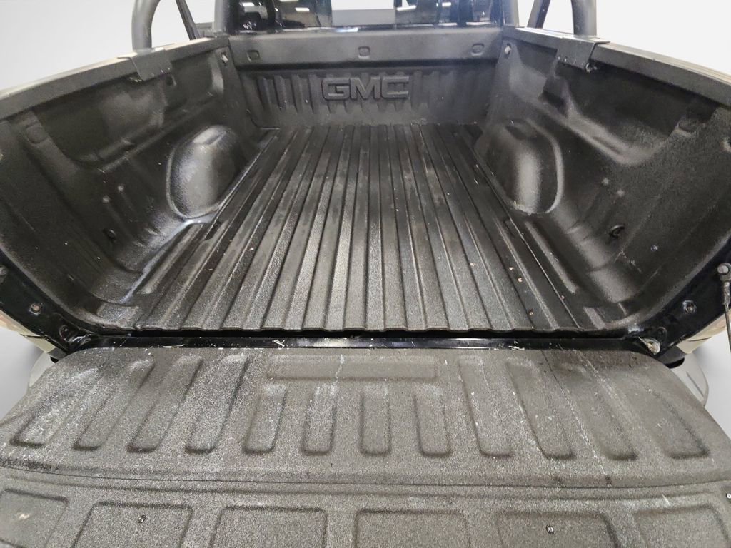 Used 2017 GMC Sierra 1500 SLT w/ All Terrain X Package image 25