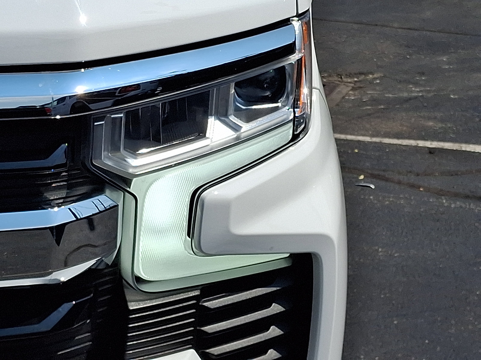 Certified 2023 Chevrolet Silverado 1500 LT AWD/4WD image 10