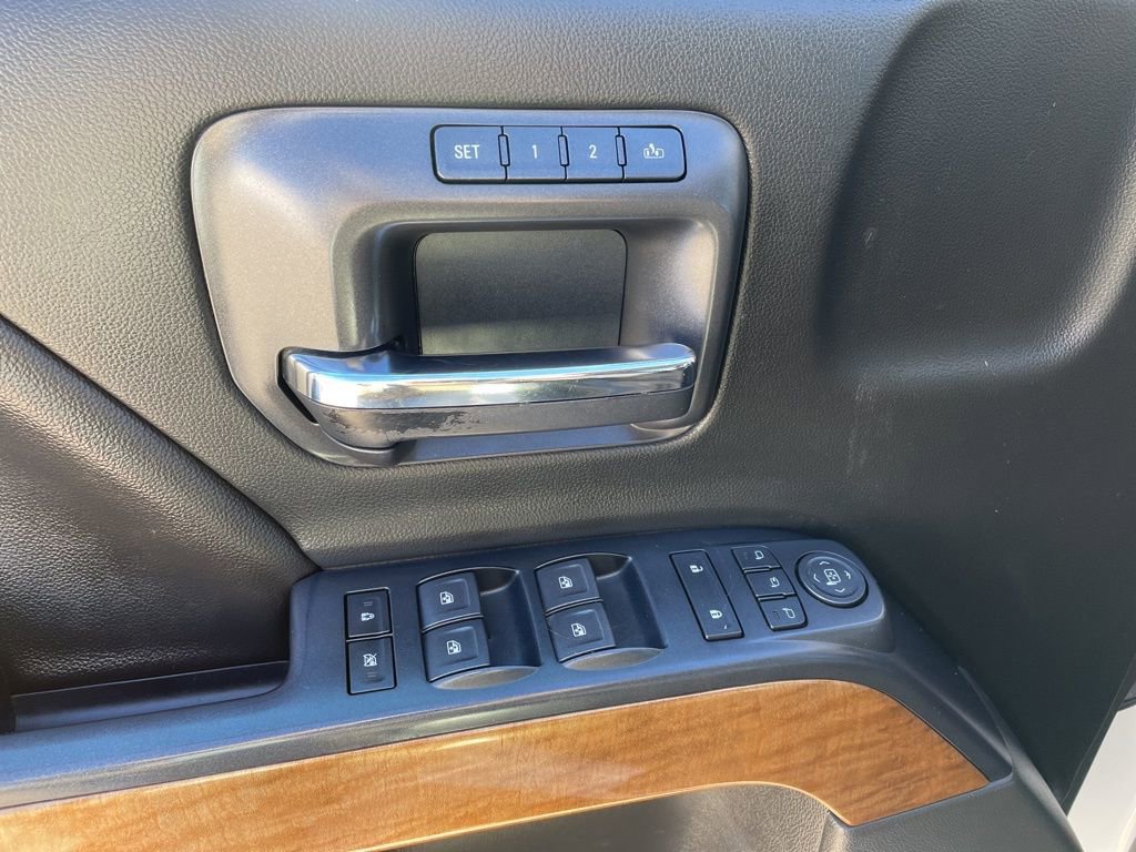 Used 2018 Chevrolet Silverado 1500 LTZ w/ Sport Package image 10