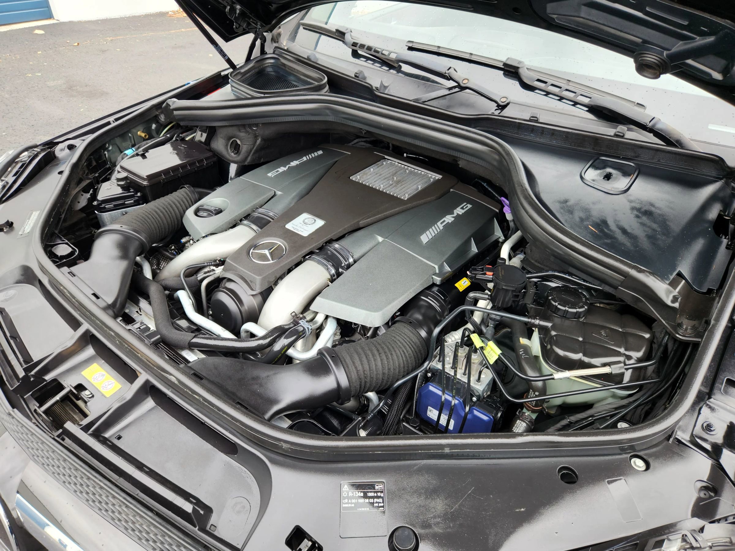 Used 2014 Mercedes-Benz GL 63 AMG 4MATIC w/ Accessory Chrome Package image 26