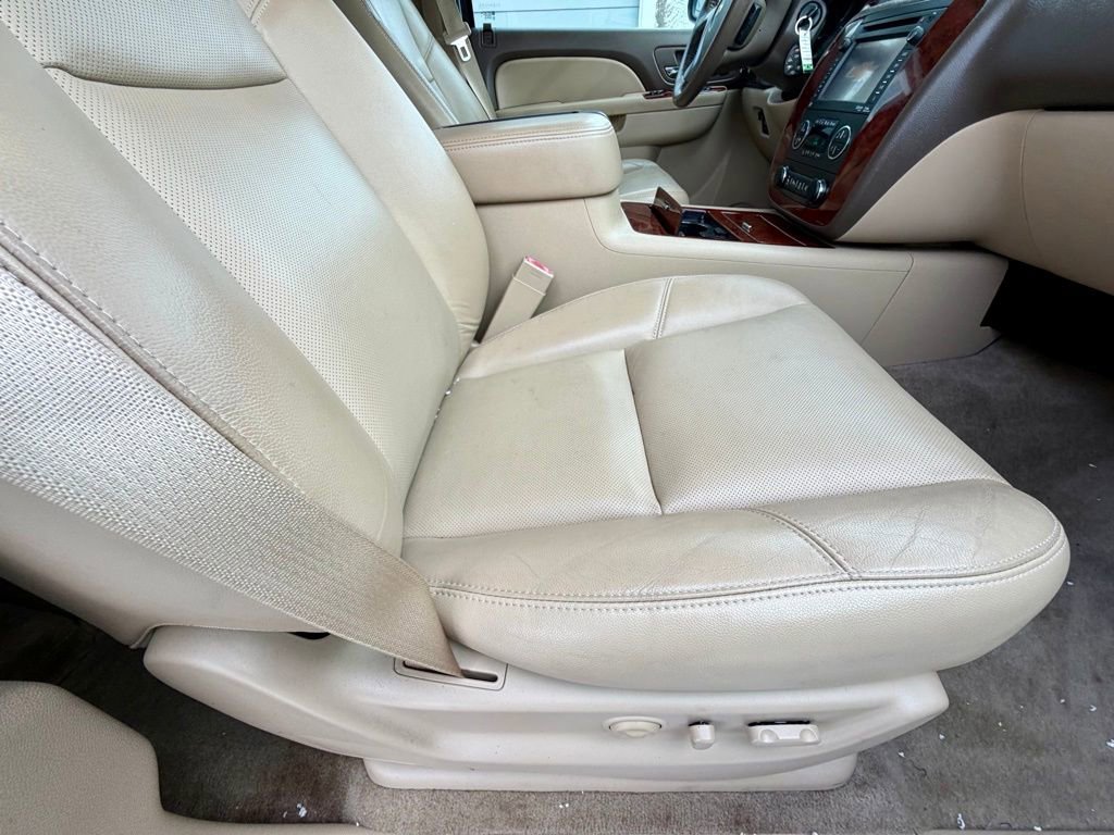 Used 2014 Chevrolet Tahoe LTZ image 20