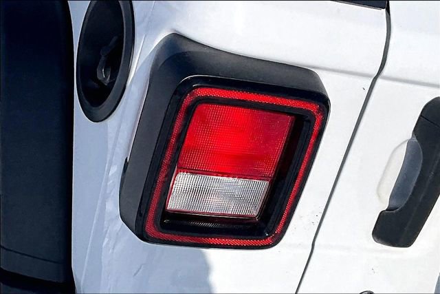 Used 2020 Jeep Wrangler Sport image 30