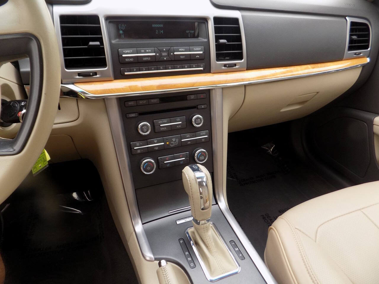 Used 2011 Lincoln MKZ FWD image 19