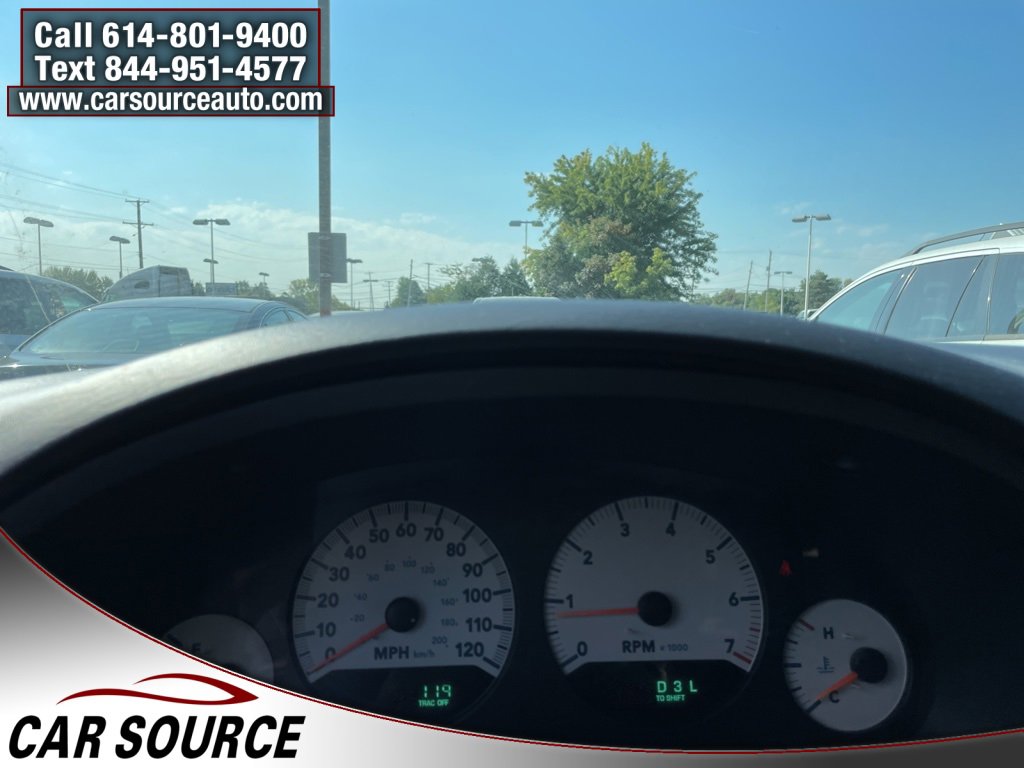Used 2005 Dodge Grand Caravan SXT image 22