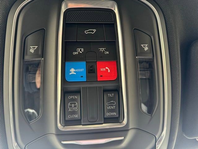 New 2026 Jeep Grand Cherokee Altitude AWD/4WD image 26