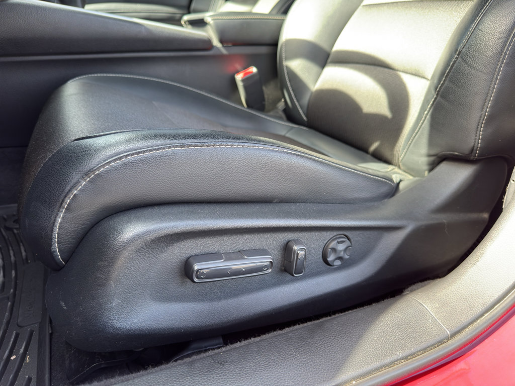 Used 2018 Honda Accord Sport image 11