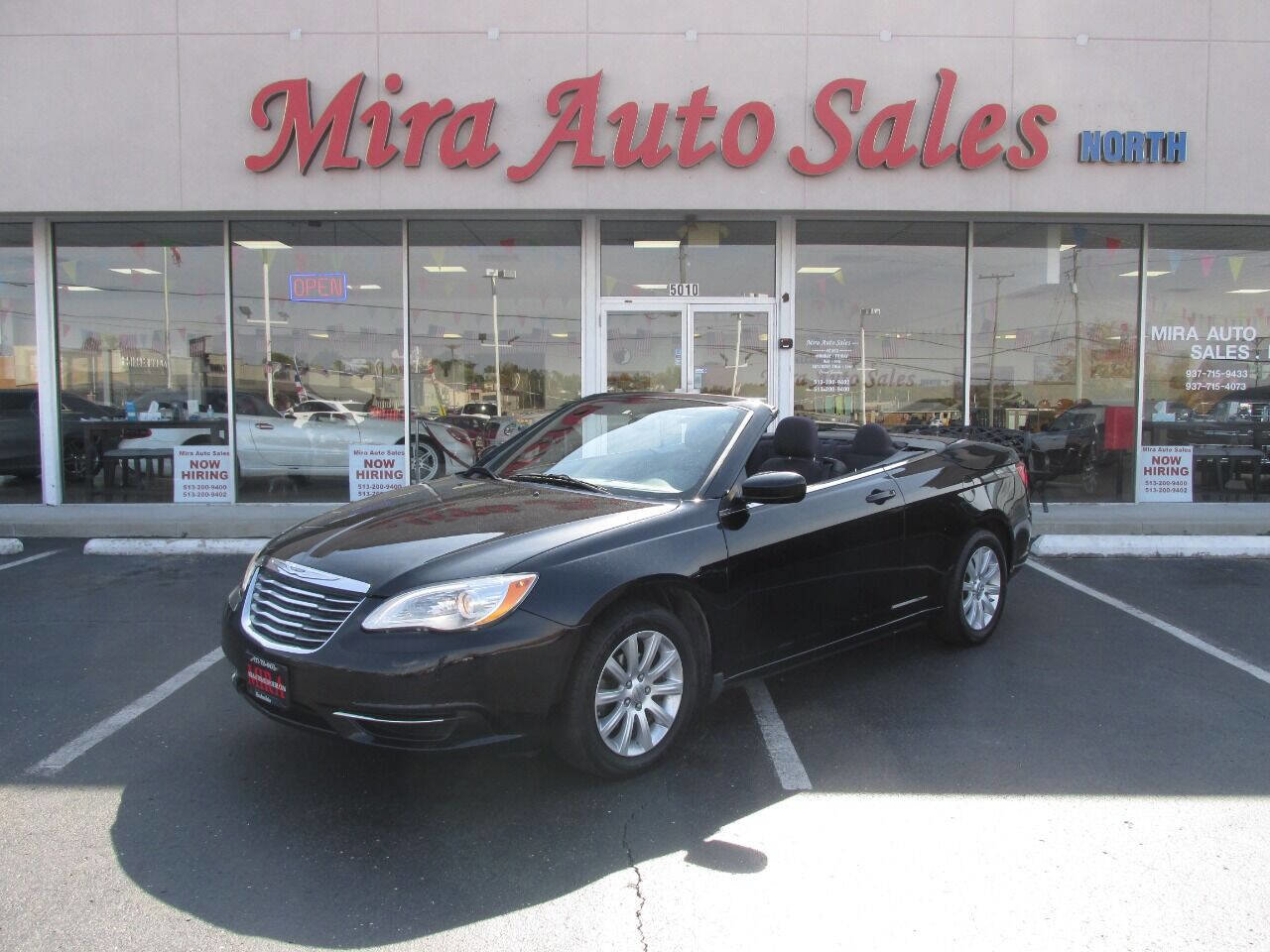 Used 2013 Chrysler 200 Touring image 1