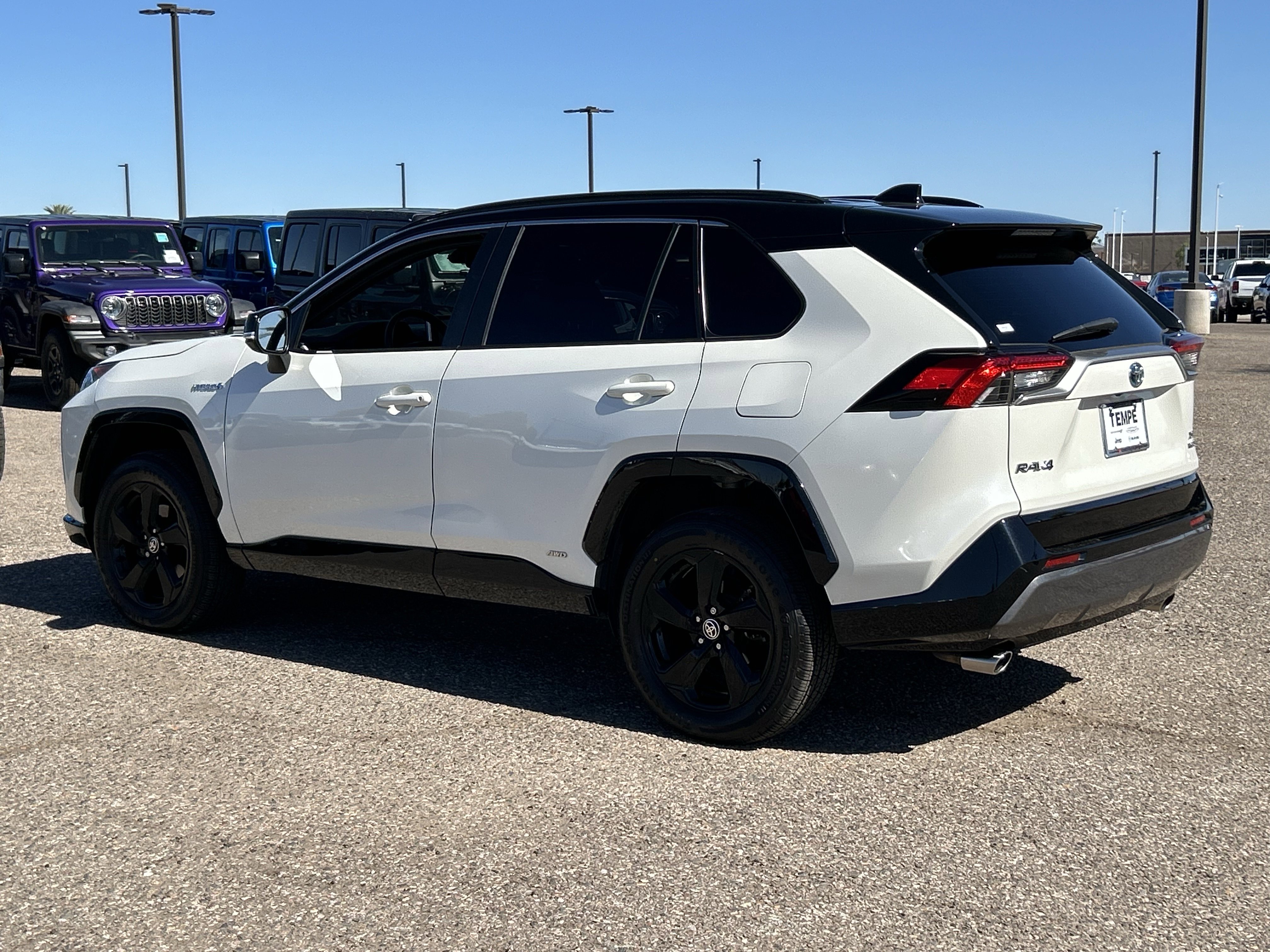 Used 2021 Toyota RAV4 XSE image 4