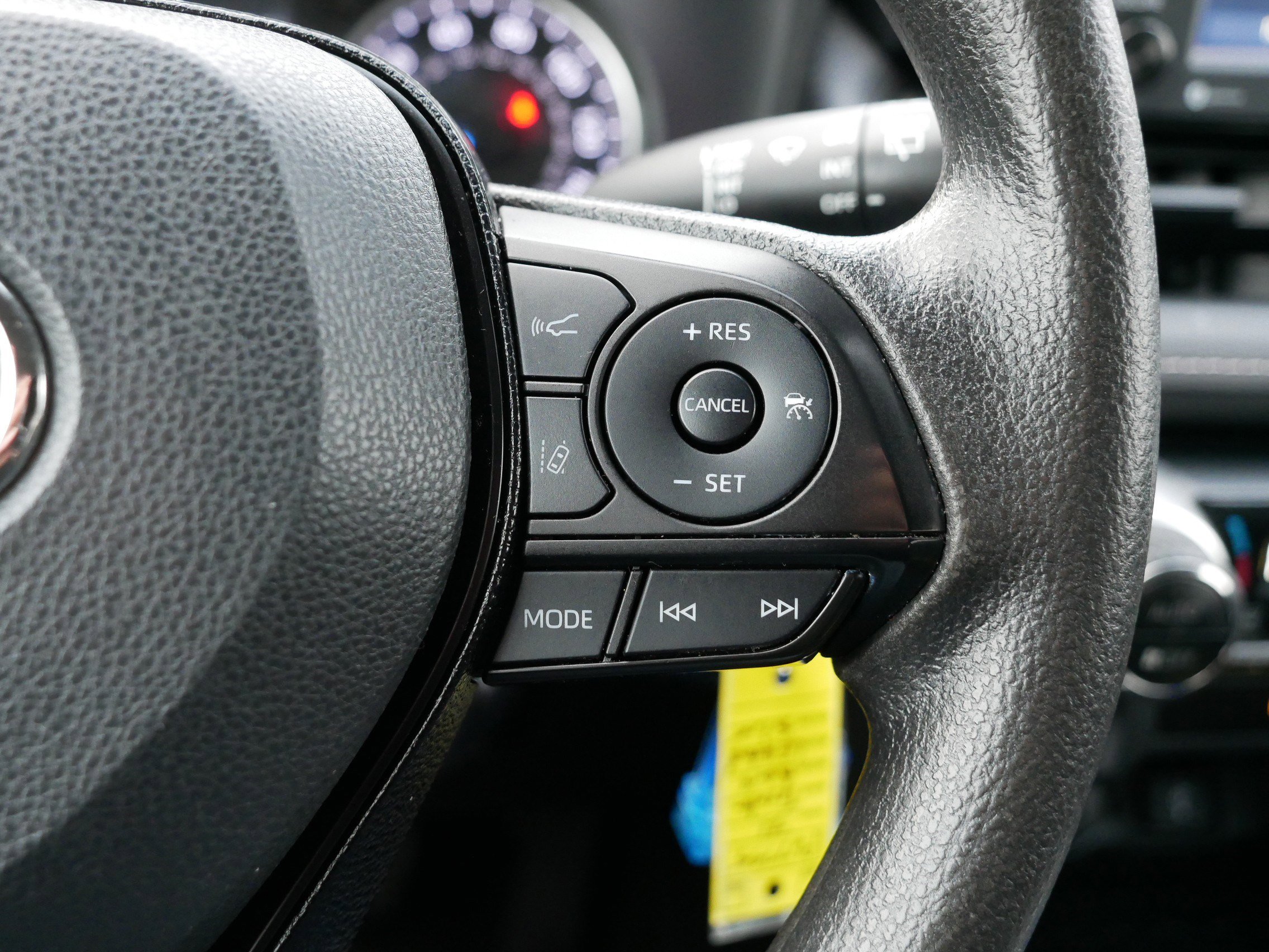 Used 2021 Toyota RAV4 LE image 30