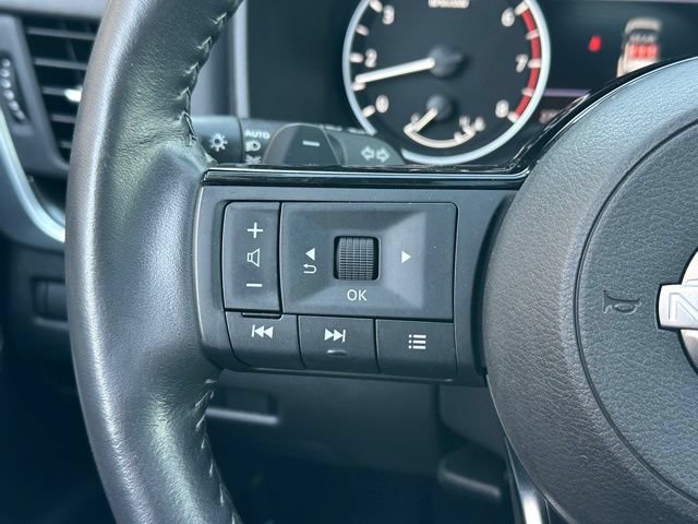 Certified 2023 Nissan Rogue SV w/ SV Premium B Package AWD/4WD image 38