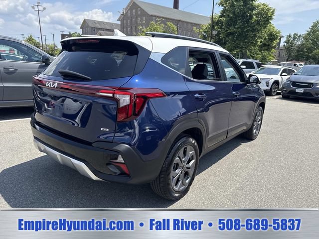 Used 2024 Kia Seltos S AWD/4WD image 8