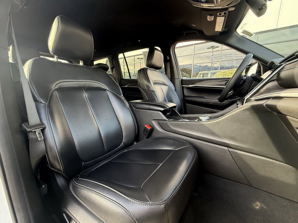 Used 2024 Jeep Grand Cherokee L Limited w/ Trailer Tow Package image 28