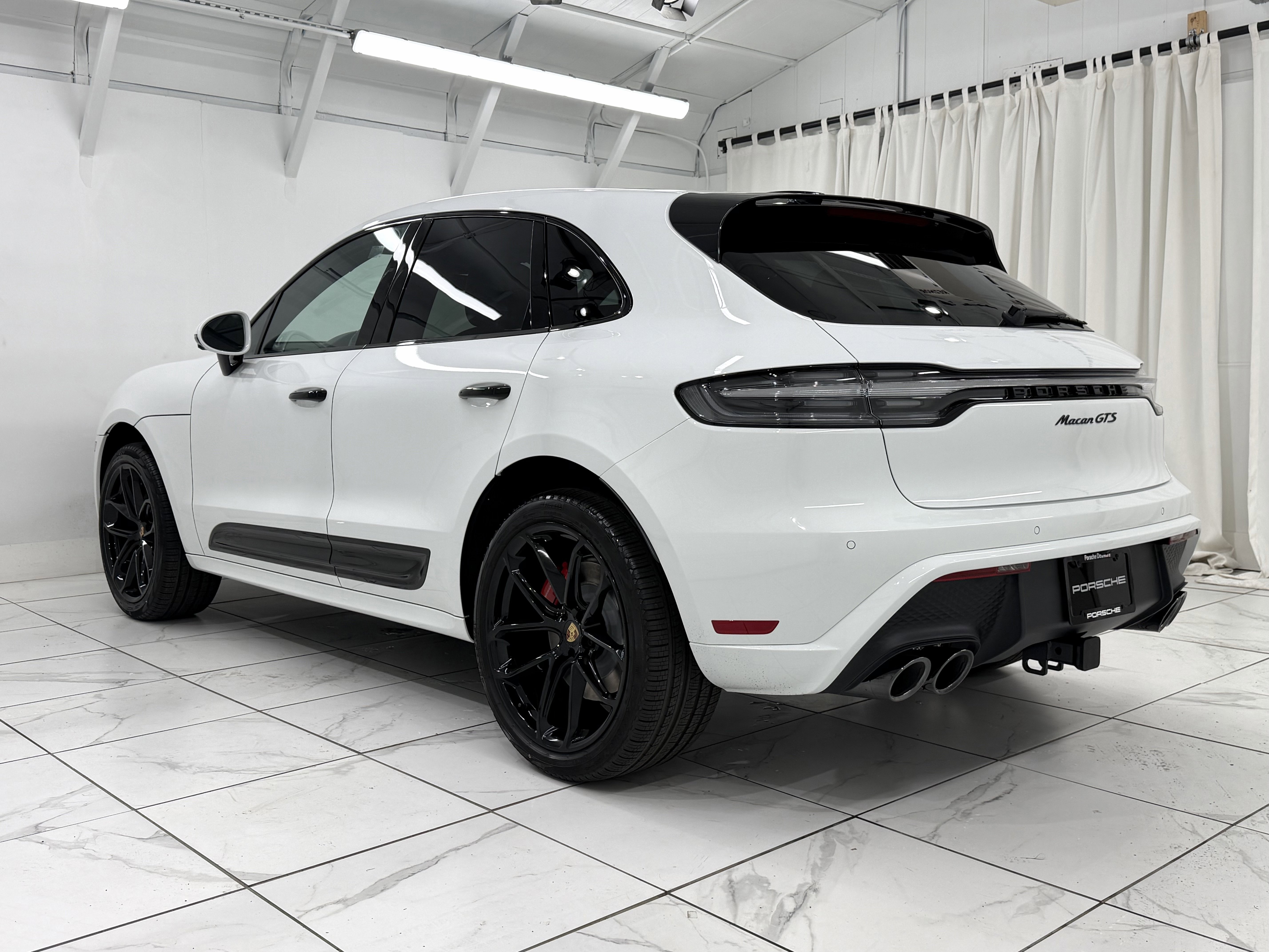 New 2026 Porsche Macan GTS image 14