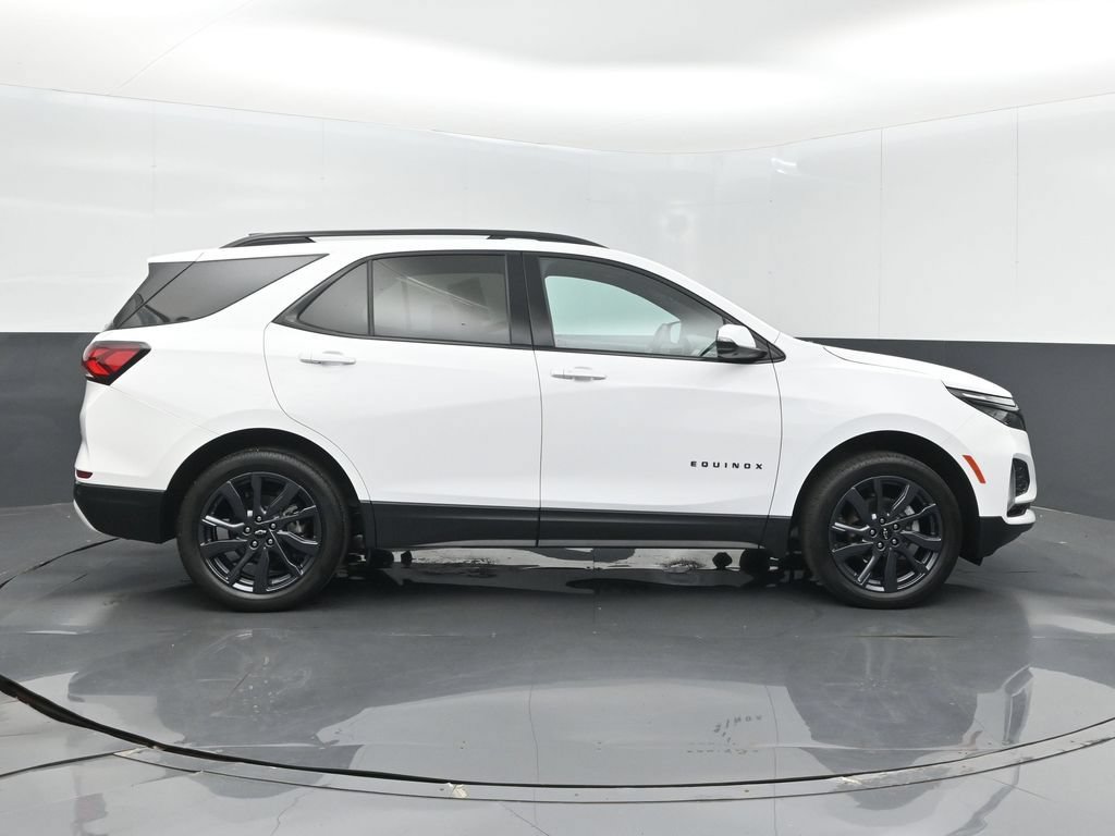 Used 2024 Chevrolet Equinox RS w/ RS Leather Package AWD/4WD image 5