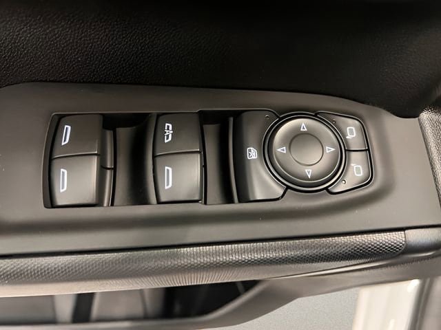 Certified 2025 Chevrolet Silverado 1500 Custom AWD/4WD image 13