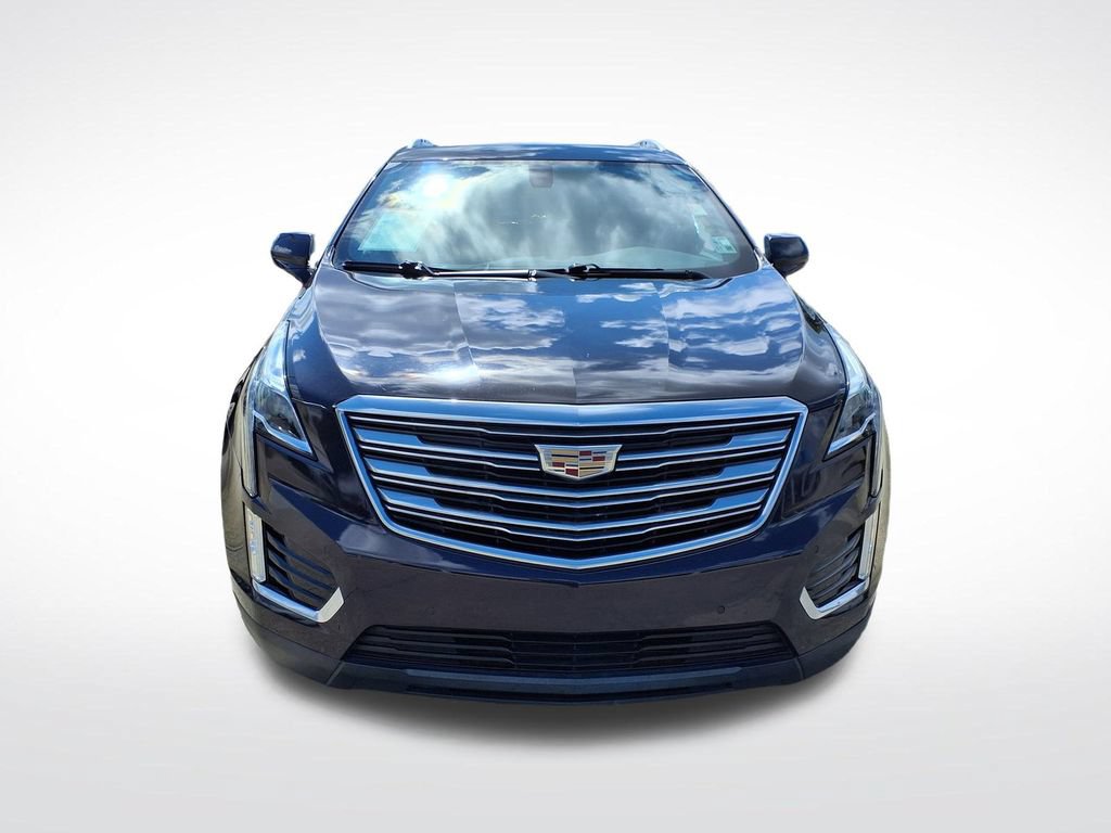 Used 2018 Cadillac XT5 Luxury FWD image 2