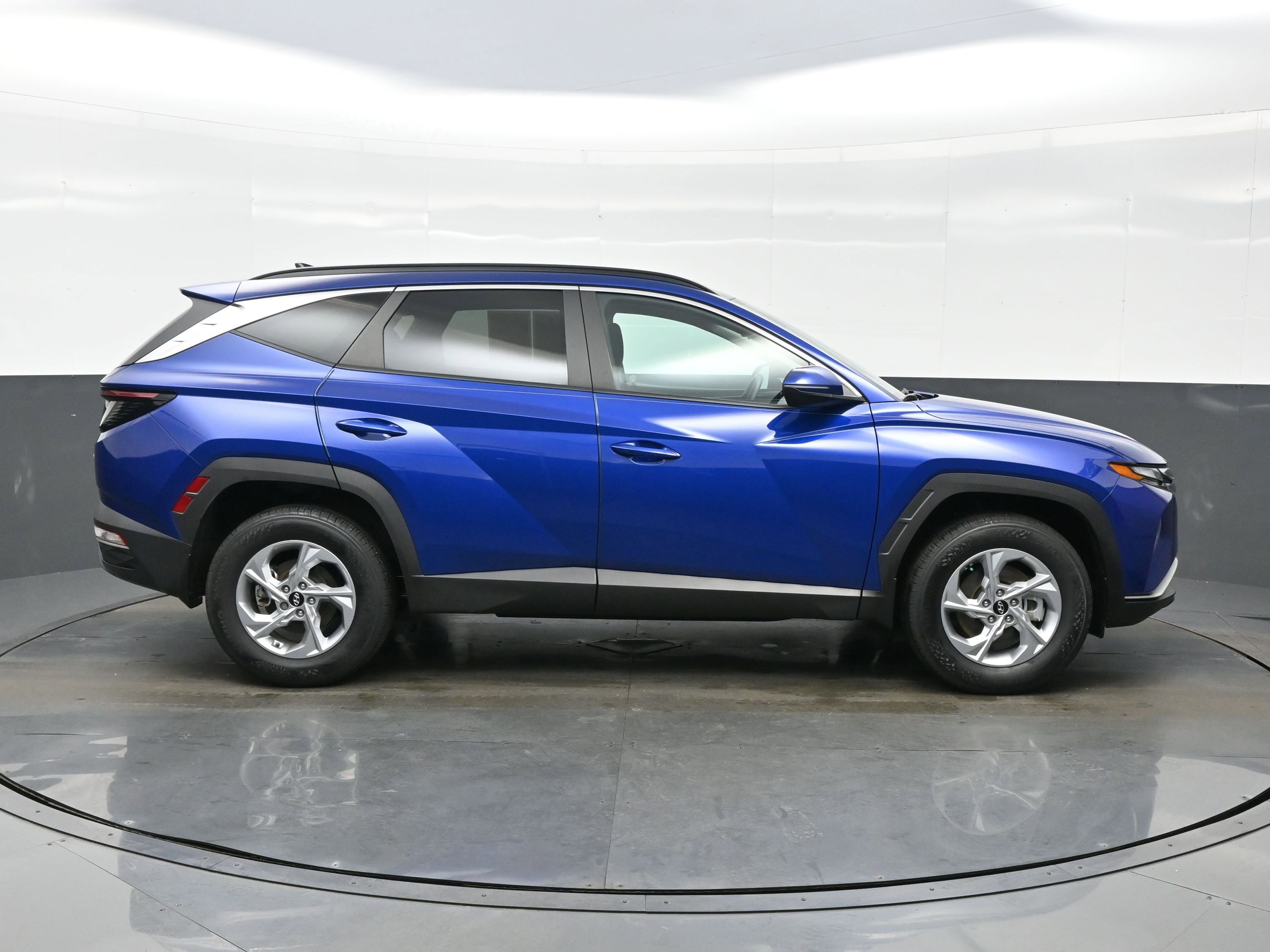 Used 2022 Hyundai Tucson SEL w/ Cargo Package image 7