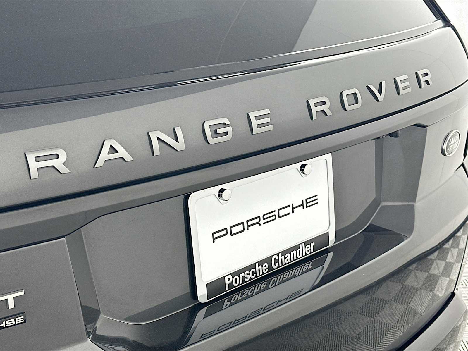 Used 2020 Land Rover Range Rover Sport HSE Dynamic image 31