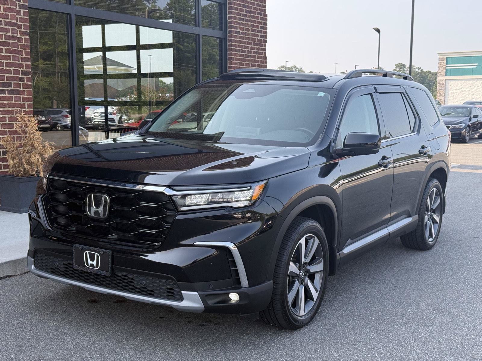 Used 2024 Honda Pilot Touring