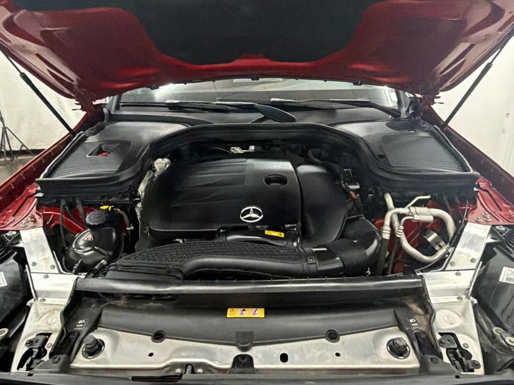 Used 2022 Mercedes-Benz GLC 300 image 13