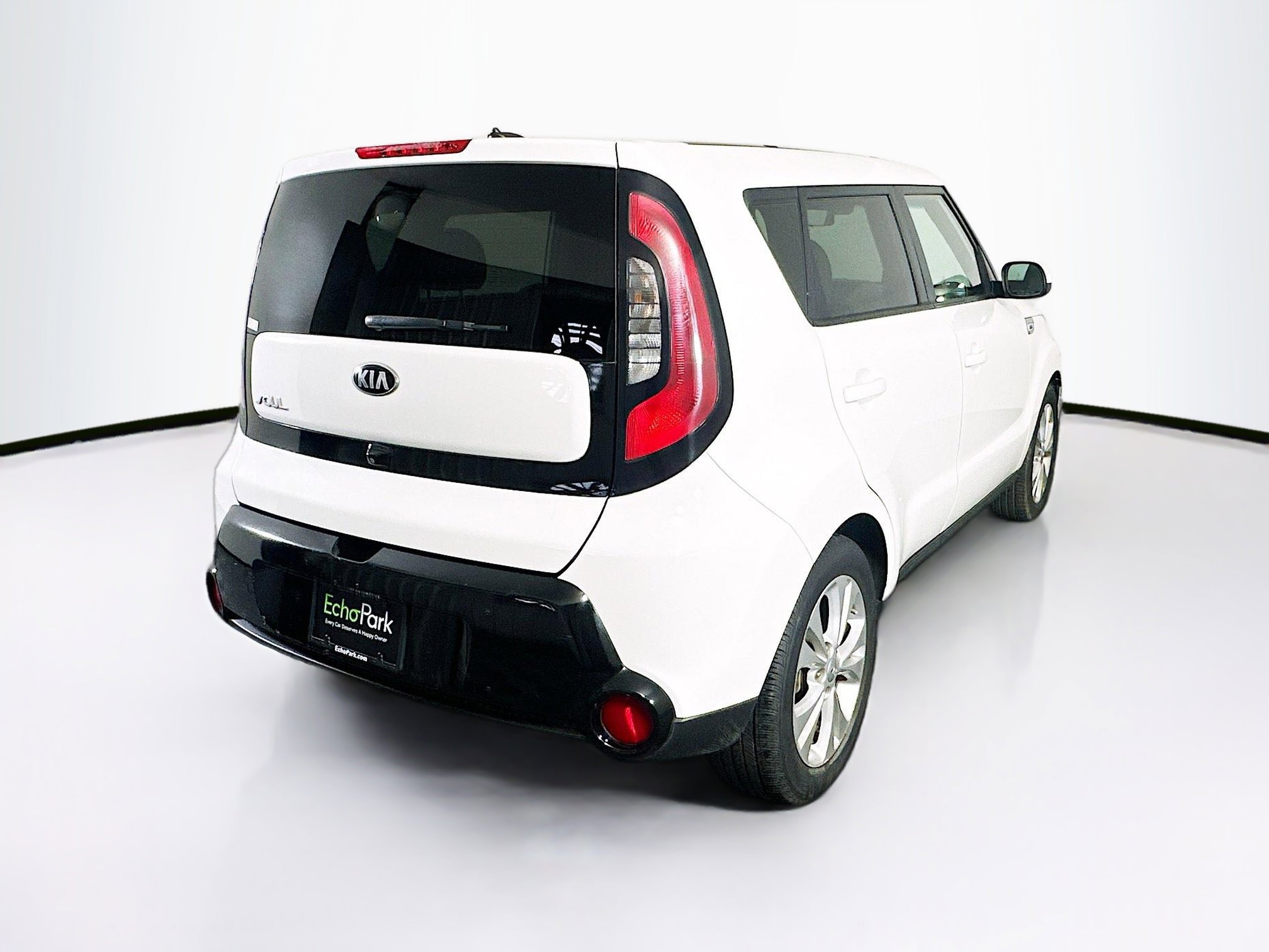 Used 2016 Kia Soul + image 9