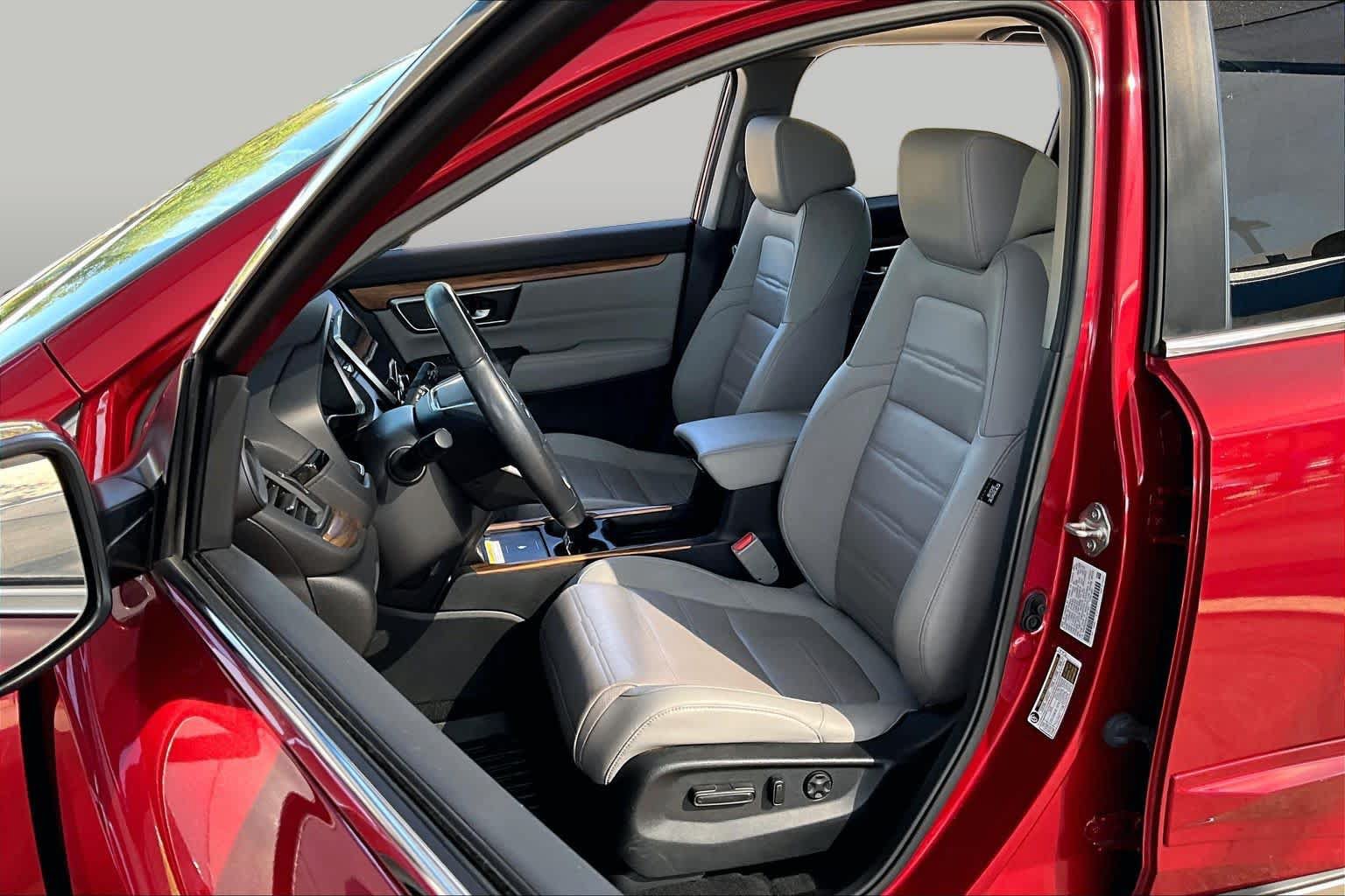 Used 2020 Honda CR-V Touring image 8