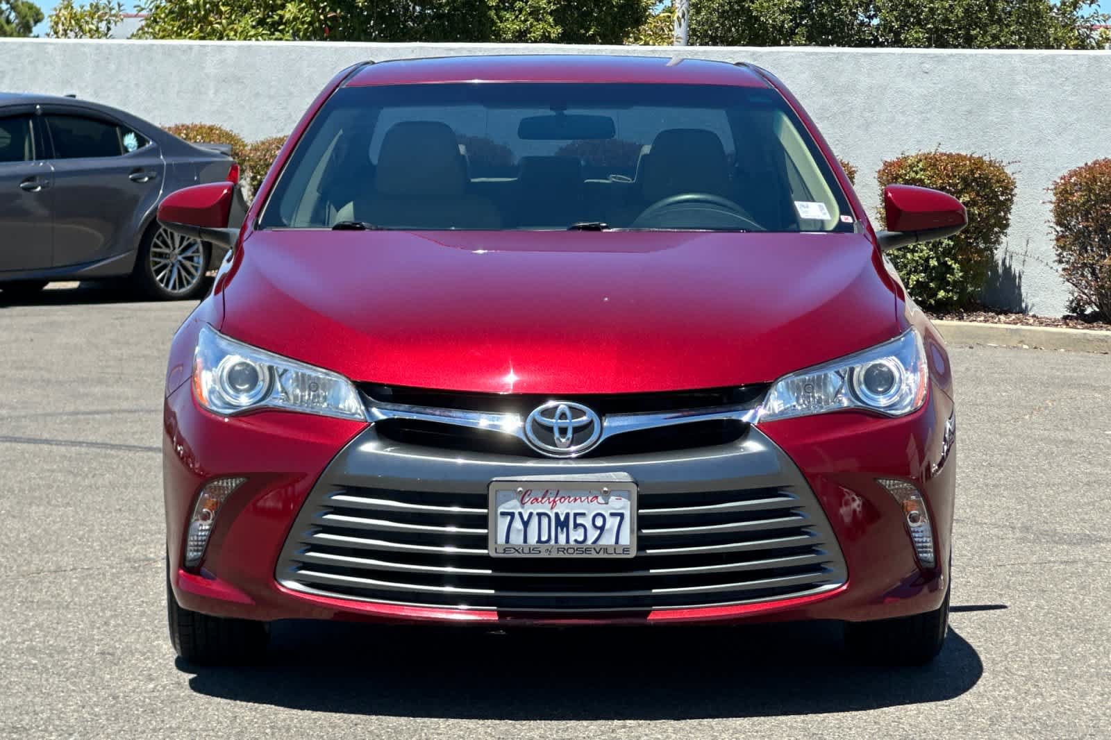 Used 2017 Toyota Camry LE FWD image 10